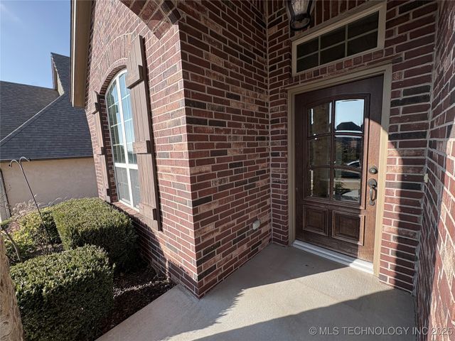 6079 E 143rd Street S, Bixby, OK 74008