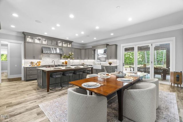 261 Lexington Dr, Apex, NC 27523