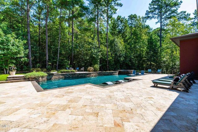 261 Lexington Dr, Apex, NC 27523