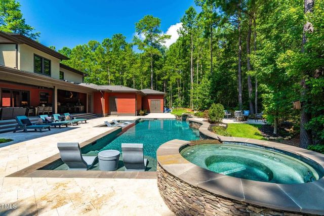 261 Lexington Dr, Apex, NC 27523
