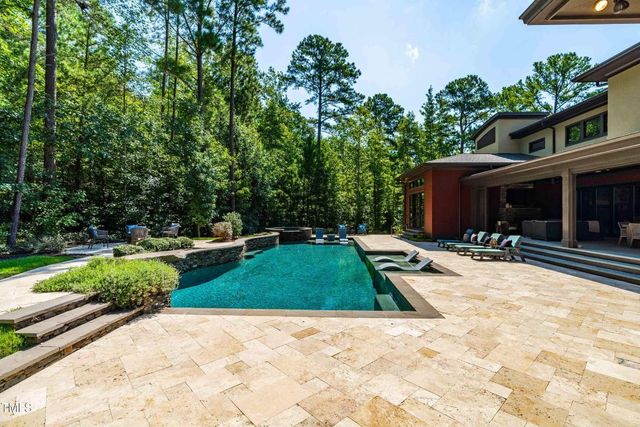 261 Lexington Dr, Apex, NC 27523