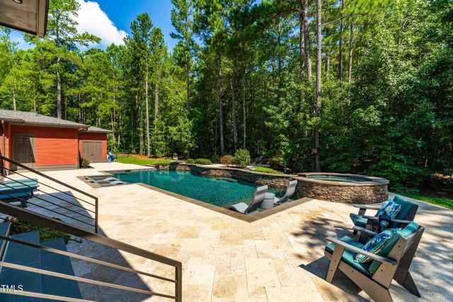 261 Lexington Dr, Apex, NC 27523