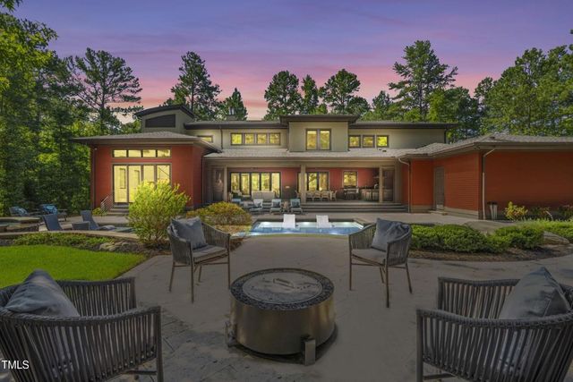 261 Lexington Dr, Apex, NC 27523