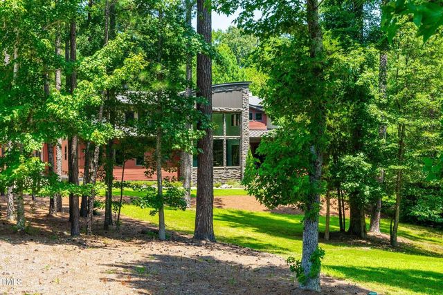 261 Lexington Dr, Apex, NC 27523