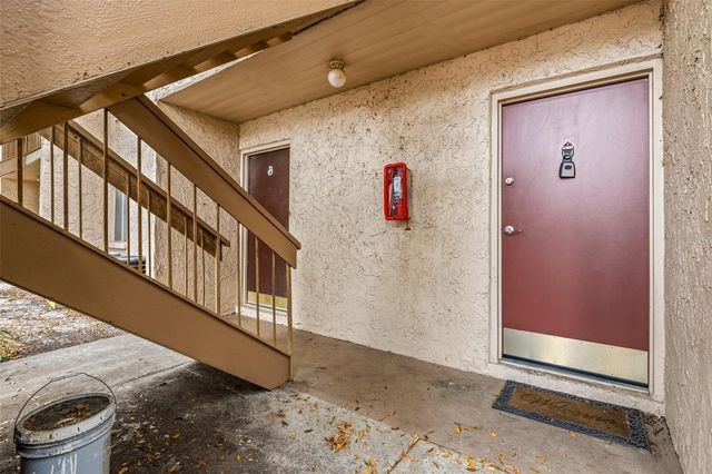 7510 PRESLEY PLACE 99-B, Tampa, FL 33617