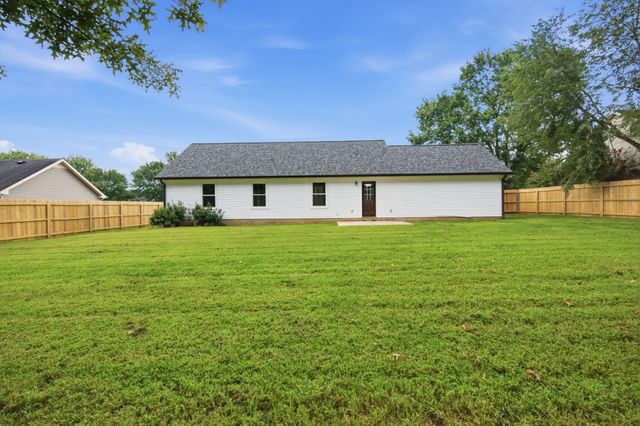 2814 Wellington Pl, Murfreesboro, TN 37128