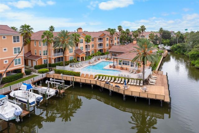 5000 CULBREATH KEY WAY 1-118, Tampa, FL 33611