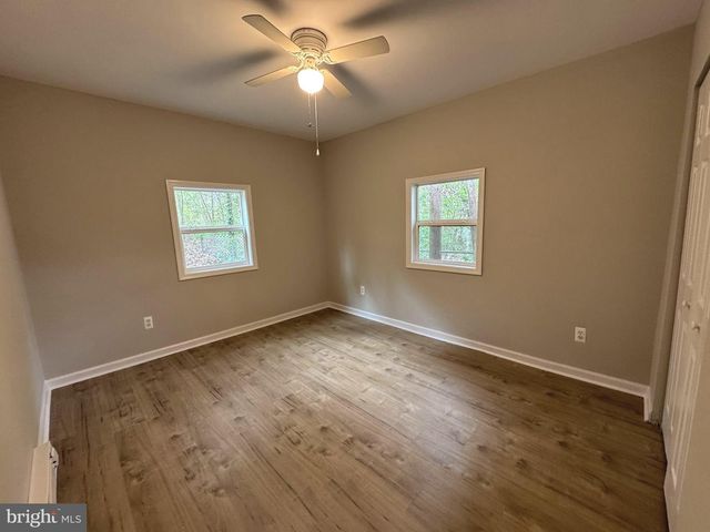1605 LAKEVIEW DR, Colonial Beach, VA 22443