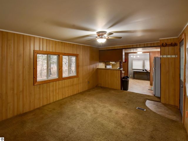 974 Parkway Drive, Tawas City, MI 48763