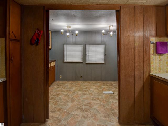 974 Parkway Drive, Tawas City, MI 48763