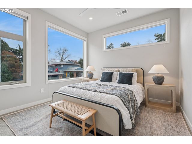 2511 Se 29TH Ave, Portland, OR 97202