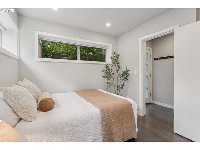 2511 Se 29TH Ave, Portland, OR 97202