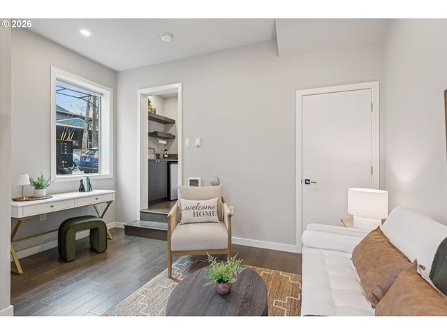 2511 Se 29TH Ave, Portland, OR 97202