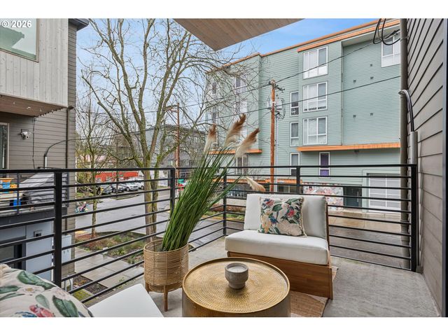 2511 Se 29TH Ave, Portland, OR 97202