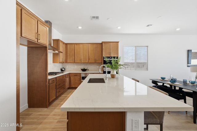 21262 W MARIPOSA Street, Buckeye, AZ 85396