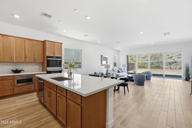 21262 W MARIPOSA Street, Buckeye, AZ 85396