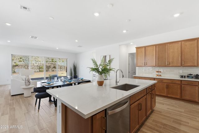 21262 W MARIPOSA Street, Buckeye, AZ 85396