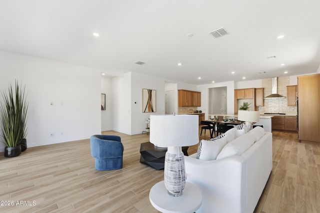 21262 W MARIPOSA Street, Buckeye, AZ 85396