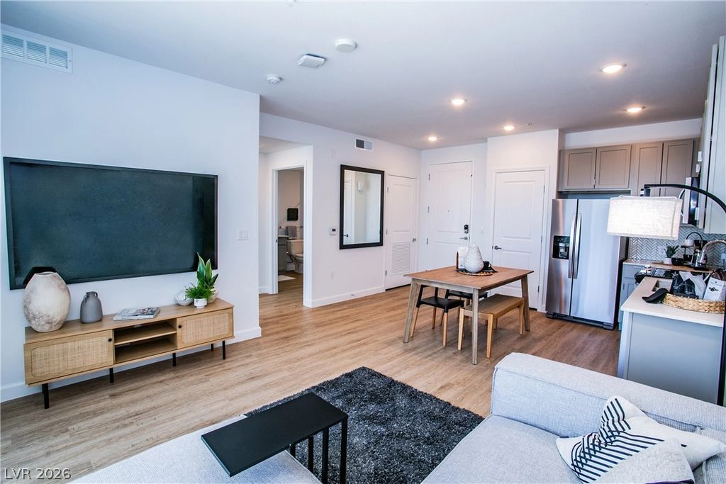 4480 Meadows Lane 485, Las Vegas, NV 89107