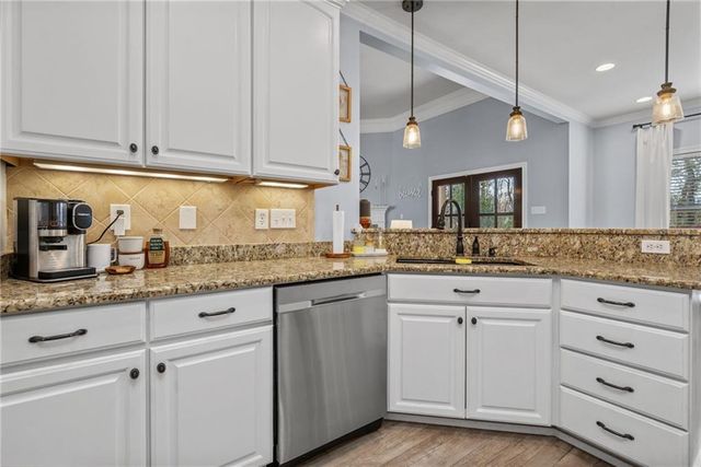 9548 Mcrae Place Court, Mobile, AL 36695