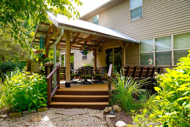 689 Winslow Lane, West Lafayette, IN 47906