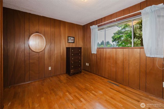 5924 Nora Street NW, Bremerton, WA 98311