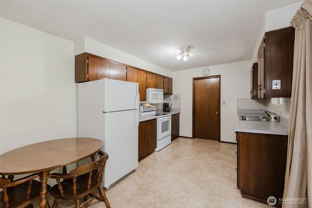 5924 Nora Street NW, Bremerton, WA 98311