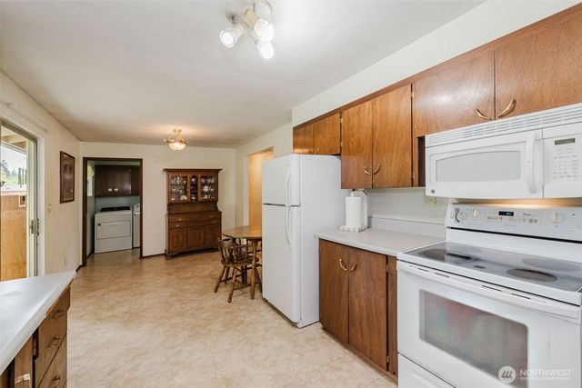 5924 Nora Street NW, Bremerton, WA 98311
