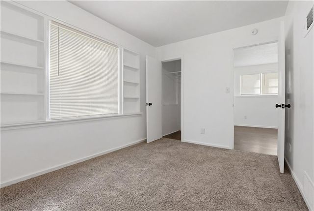 10504 E 71st Terrace E, Raytown, MO 64133