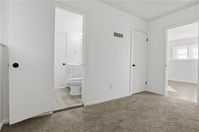 10504 E 71st Terrace E, Raytown, MO 64133