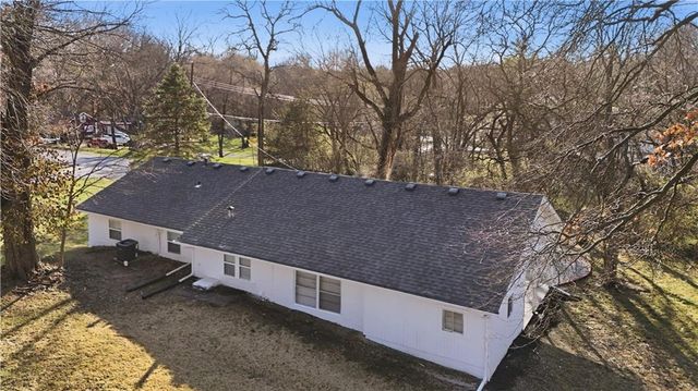 10504 E 71st Terrace E, Raytown, MO 64133