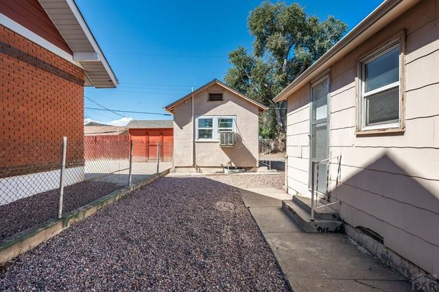 1121 Egan Ave, Pueblo, CO 81006