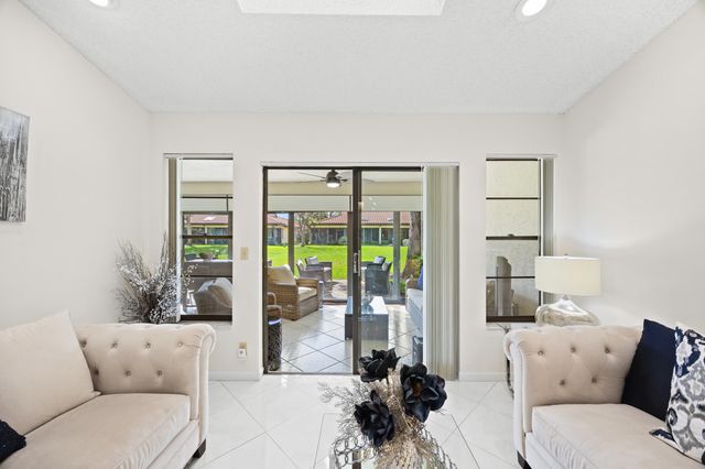 5916 Sunswept Lane A, Boynton Beach, FL 33437