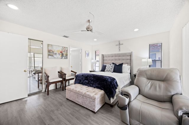 5916 Sunswept Lane A, Boynton Beach, FL 33437