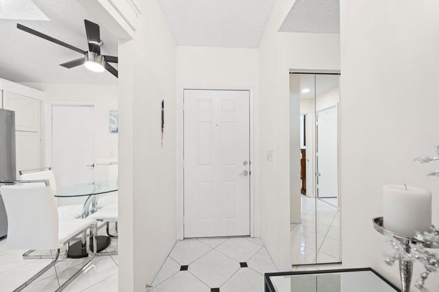 5916 Sunswept Lane A, Boynton Beach, FL 33437