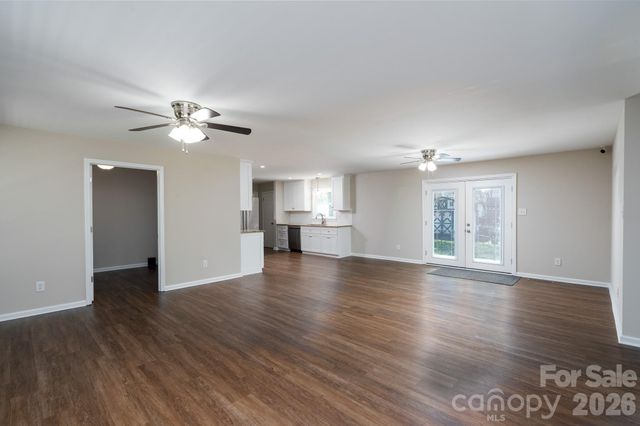 1885 N Enochville Avenue, China Grove, NC 28023