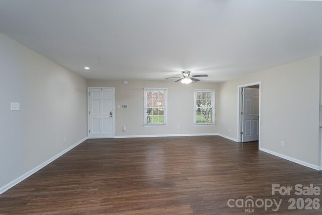 1885 N Enochville Avenue, China Grove, NC 28023