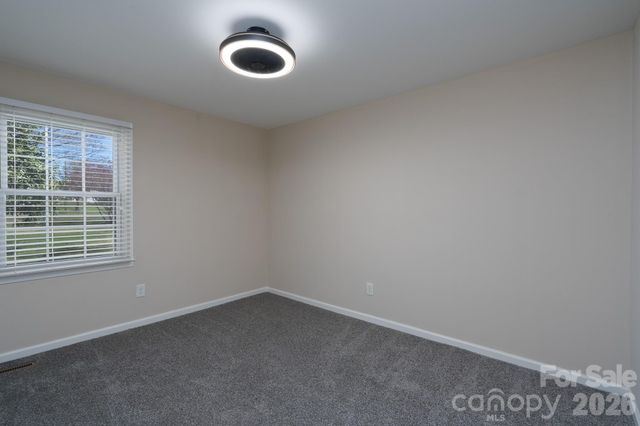 1885 N Enochville Avenue, China Grove, NC 28023