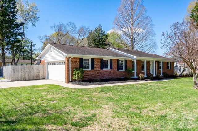 1885 N Enochville Avenue, China Grove, NC 28023