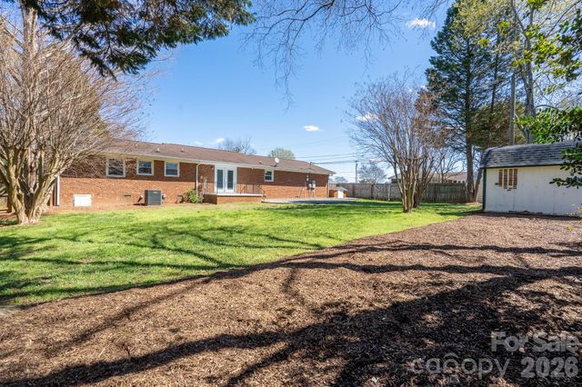 1885 N Enochville Avenue, China Grove, NC 28023