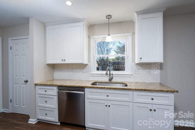 1885 N Enochville Avenue, China Grove, NC 28023