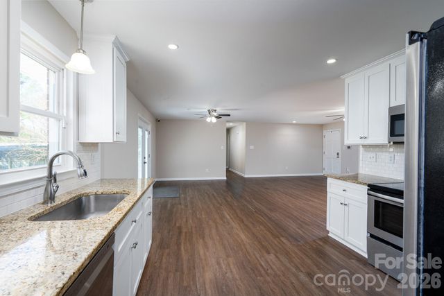 1885 N Enochville Avenue, China Grove, NC 28023