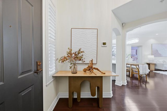 88 S Broadway 2405, Millbrae, CA 94030