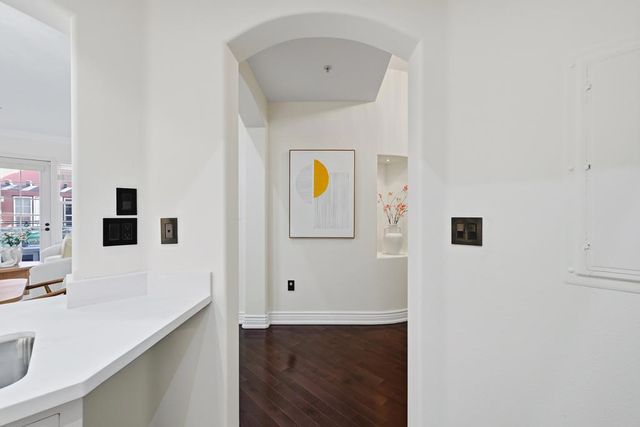 88 S Broadway 2405, Millbrae, CA 94030