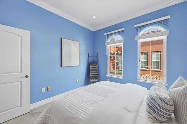 88 S Broadway 2405, Millbrae, CA 94030