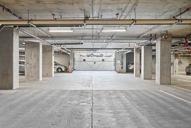 88 S Broadway 2405, Millbrae, CA 94030