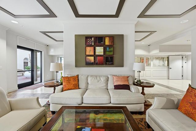 88 S Broadway 2405, Millbrae, CA 94030