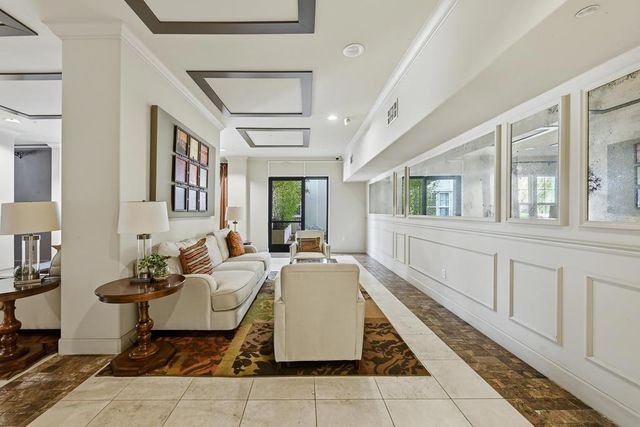 88 S Broadway 2405, Millbrae, CA 94030