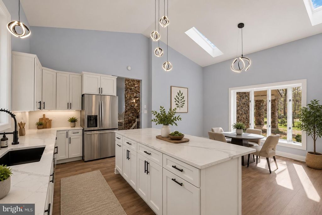 7621 RIVER RD, Fredericksburg, VA 22407