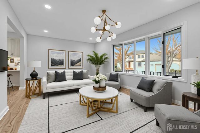 3 Van Arsdale Court, East Brunswick, NJ 08816